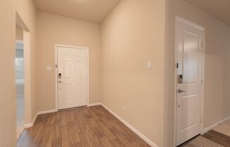 Move in ready Mckinney home!