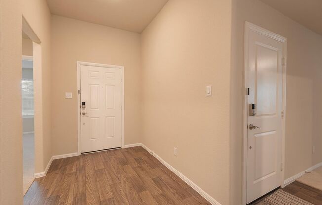 Move in ready Mckinney home!