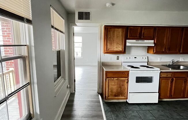 WP1 - 602-606 N. West St.