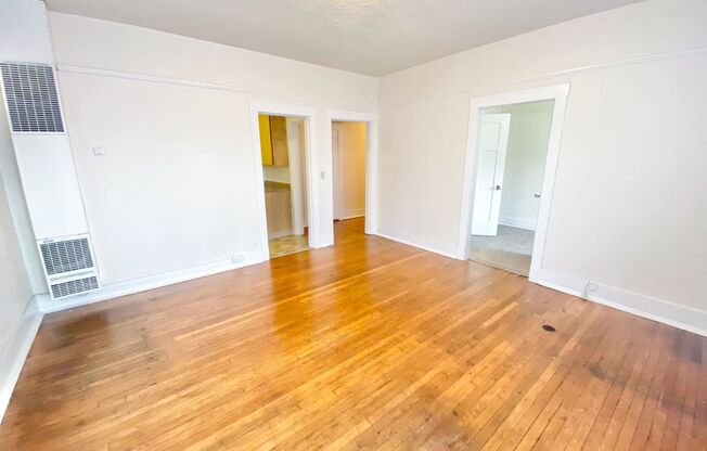 St Florence Apartments