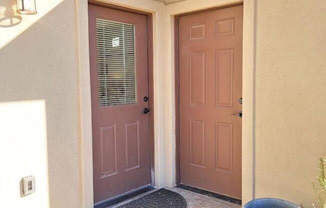 1 bed, 1 bath, $1,095, Unit (Detached Casita)