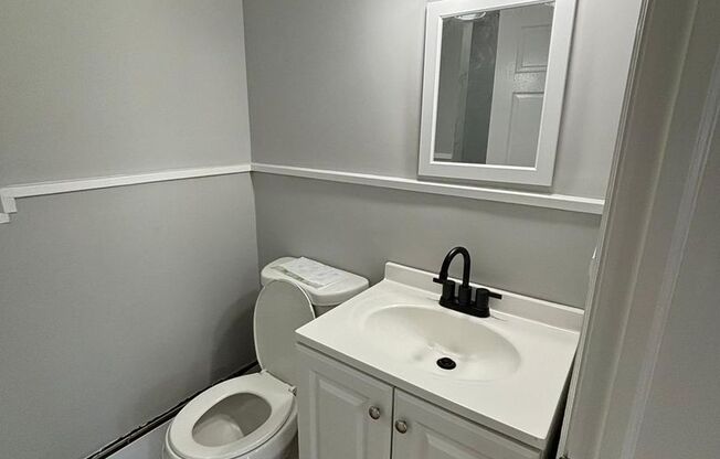 Studio, 1 bath, $1,300, Unit 5