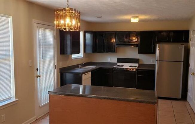 3 beds, 2 baths, $1,730