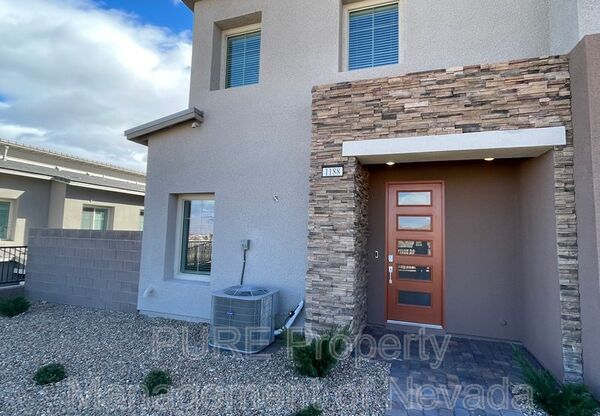 600 N CARRIAGE HL DR