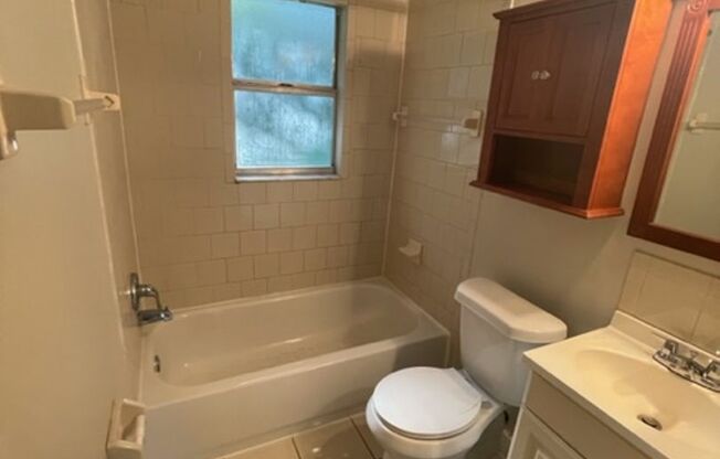 1 bed, 1 bath, $1,050