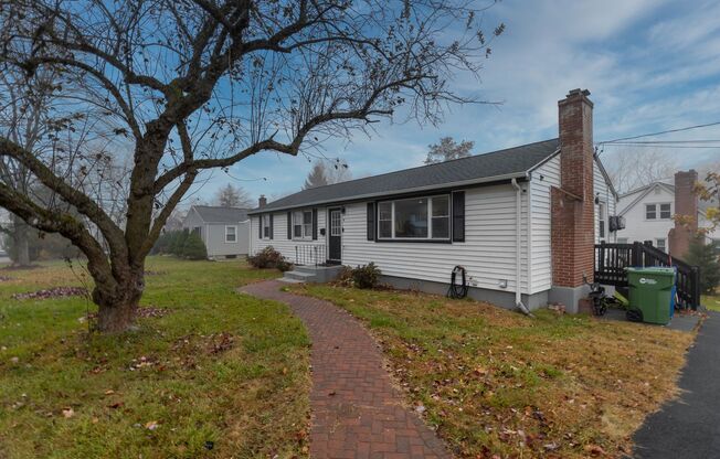 Charming 4-Bedroom, 2-Bathroom Single-Family Home with Fully Finished Basement