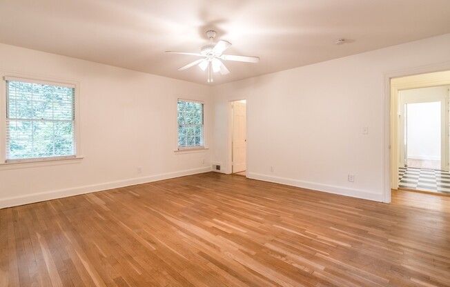 432 Collier Rd. NW