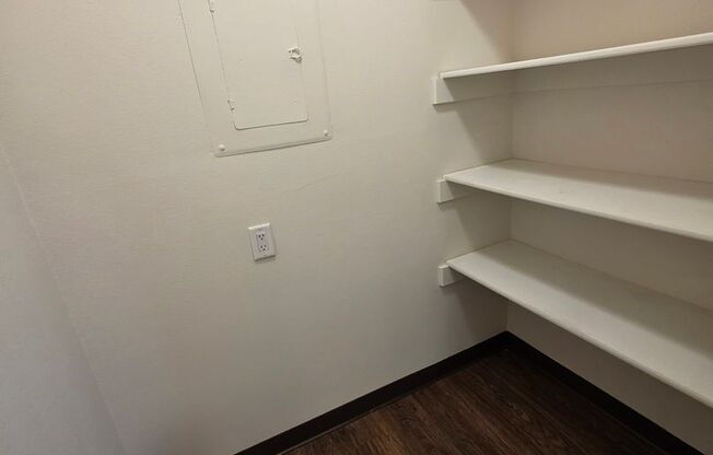 2 beds, 1 bath, 955 sqft, $1,225, Unit 19 - 204