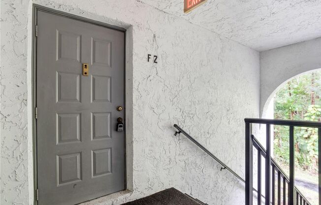 Updated 1BD/1BTH Condo with Resort Style Amenities in Tarpon Springs!