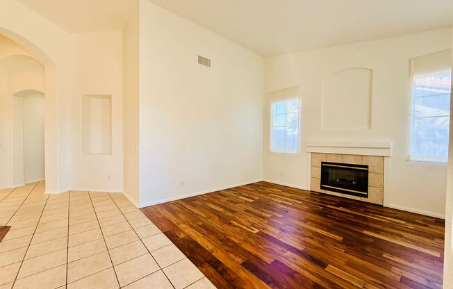 Immaculate Single-Story Home in Gated MacDonald Ranch Community!