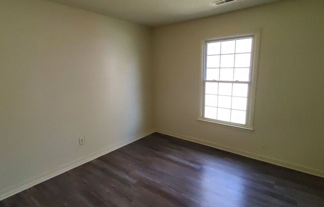 2 beds, 1 bath, $950