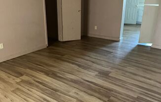 2 beds, 2 baths, $795, Unit Apt B