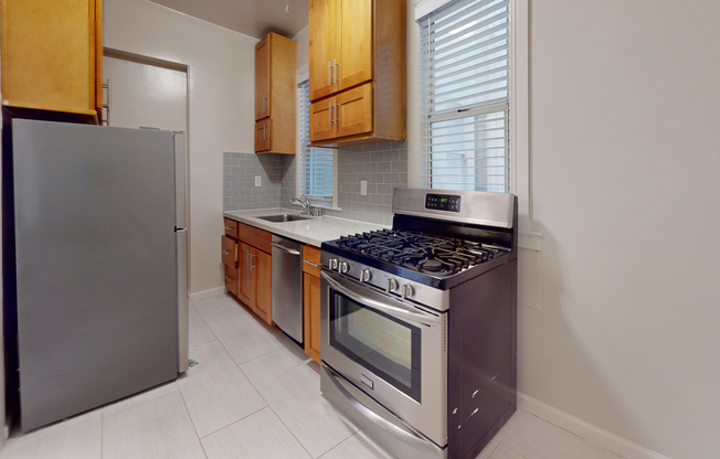 2242 POLK ST
