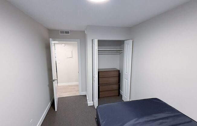 105 N Busey