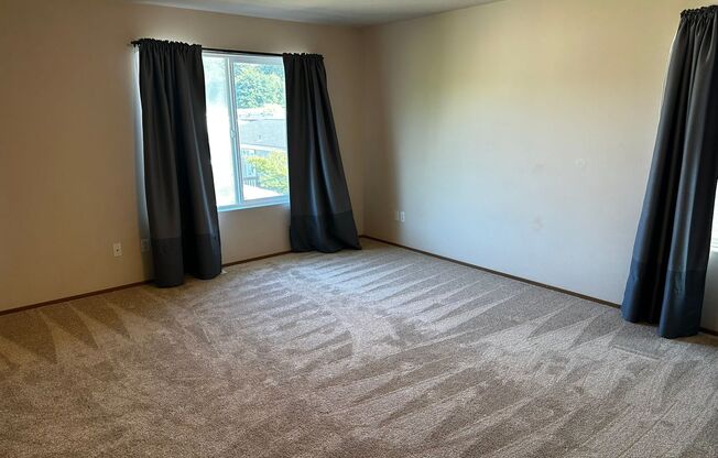 3bd/2.5ba Renton House