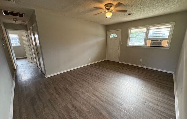 309 E. View Drive - East View