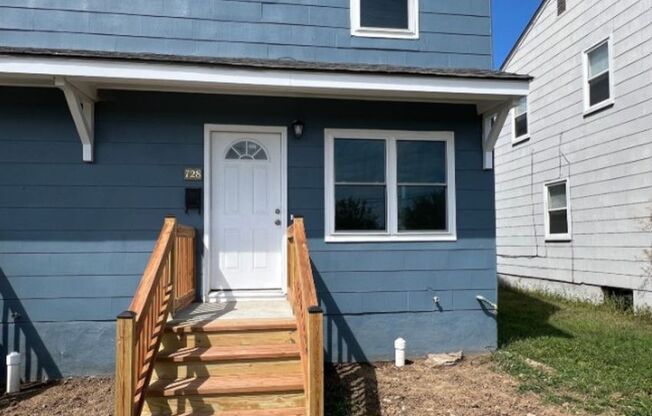 Modern 2-Bed, 1-Bath Duplex with Garage & Basement Storage