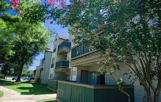 landscaping at apartment community 