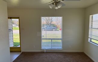 3 beds, 2 baths, $1,295