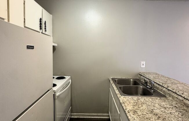 1st Month Rent Fee with 13-month Lease!