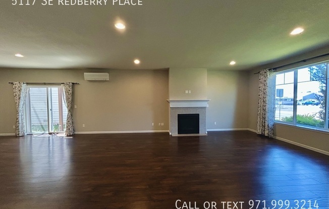 5117 SE REDBERRY PL