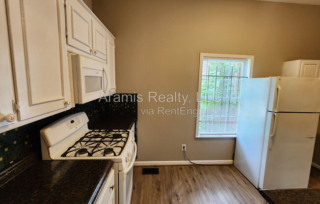 129 MCDONOUGH BLVD SE