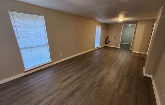 Welcome home to 4511 Atkins, for rent *Move in Special - $0 Deposit option* - Please read the full description*