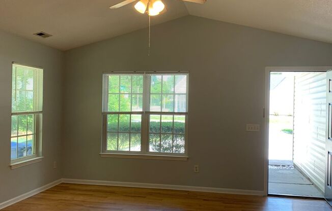 3 BD, 2 BA House: Freshly Painted + New Flooring + Available Now!