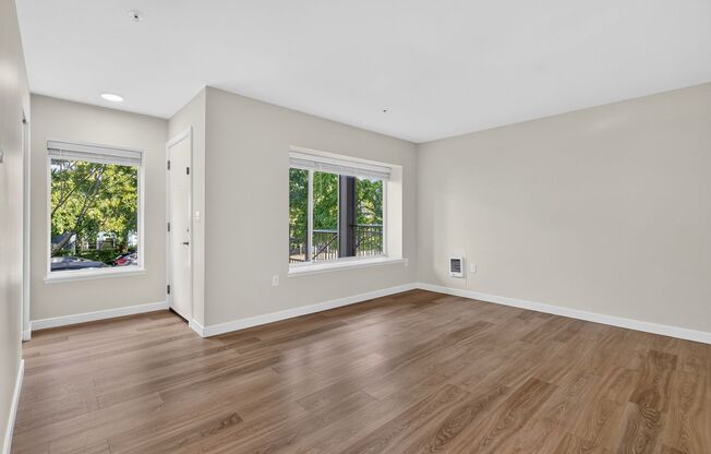 1 bed, 1 bath, 735 sqft, $1,895, Unit 101