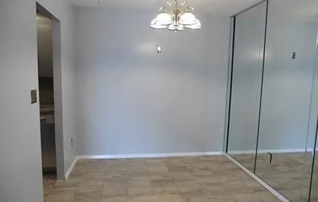 50 56 BROADLAWN PARK
