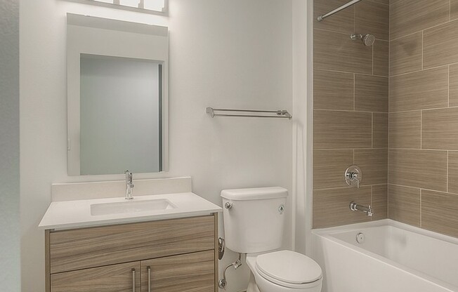 Studio, 1 bath, 375 sqft, $1,737, Unit 112
