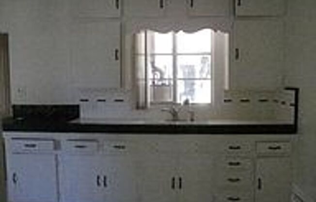 Charming 4-Bedroom Home in Hudson Park – Lush Landscaping!