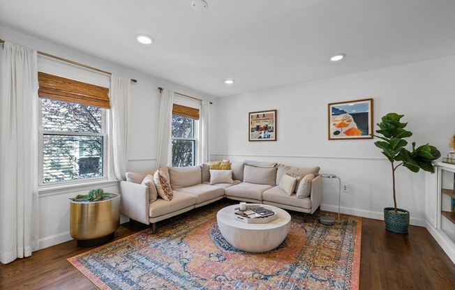 3 SHORT ST PL