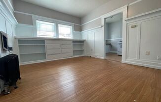 Studio, 1 bath, 500 sqft, $1,249, Unit 304