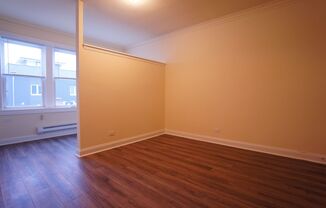 Studio, 1 bath, 427 sqft, $1,695, Unit 207