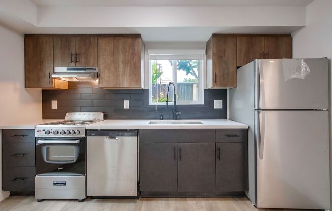 Studio, 1 bath, 230 sqft, $1,795, Unit 4820-7