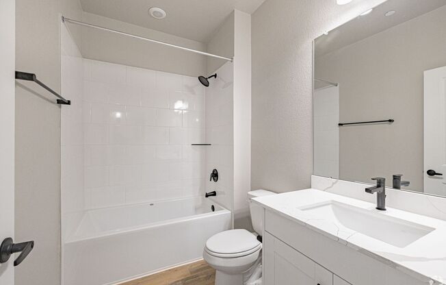 2 beds, 2 baths, 1,340 sqft, $2,150, Unit 6105