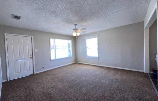 3 beds, 1 bath, $1,000