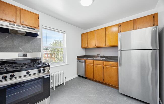 3228 47 ST