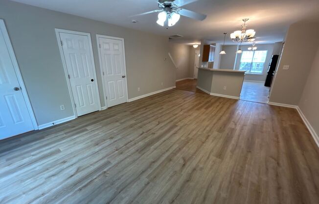 Beautiful 4 Bedroom | 3.5 Bedroom Raleigh Townhome