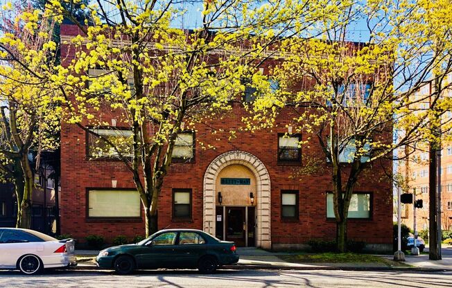 Betty May Apartments
