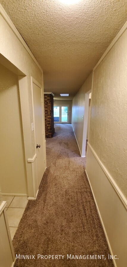 1301 80 ST