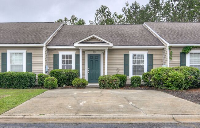 Updated 2 Bedroom 2 Bath Townhouse in Evans