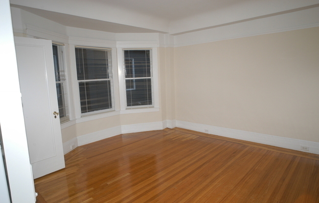 1 bed, 1 bath, $1,995, Unit 54