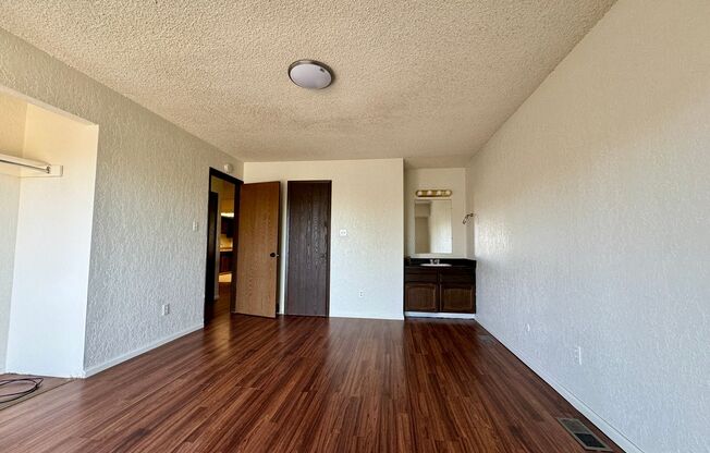 4 beds, 3 baths, 2,000 sqft, $2,550, Unit 96