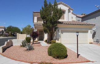 Spacious 2 Story Home in Peccole Ranch