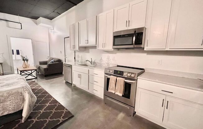 Studio, 1 bath, 450 sqft, $900, Unit D101-ADA