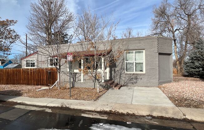 3 beds, 3 baths, $2,998