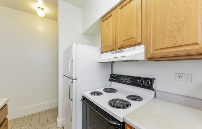 1 bed, 1 bath, 315 sqft, $1,429, Unit 1325-1