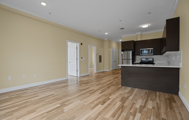 4401 BERGENLINE AVE